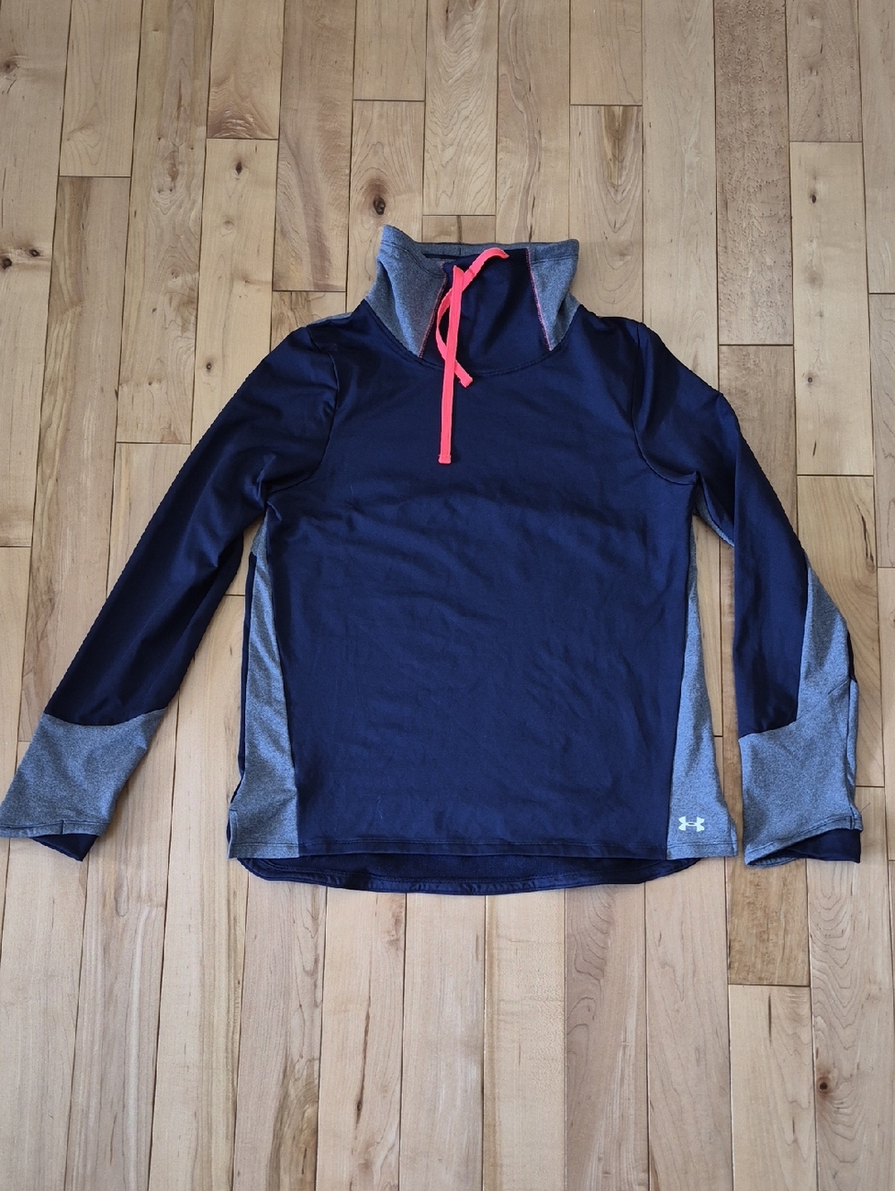 Under Armour Women's Size Medium Navy Pullover with Orangish Pink Drawcord